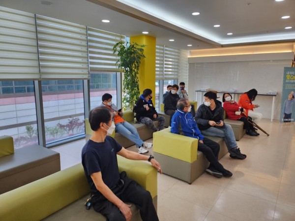 KakaoTalk_20230410_142632436_04.jpg